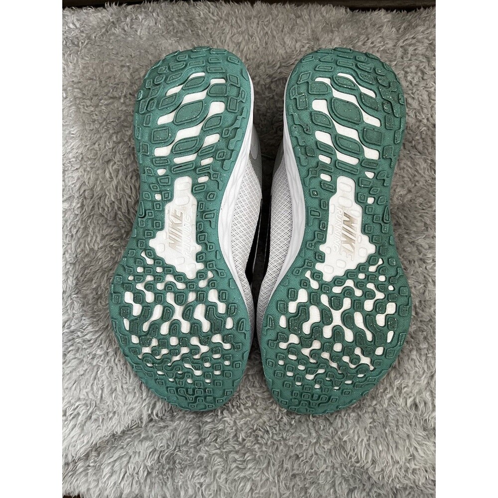 Nike Women’s Size 9 Revolution 6 NN Iris Whisper/Ash DC3729-501 Running Shoes - Picture 6 of 8